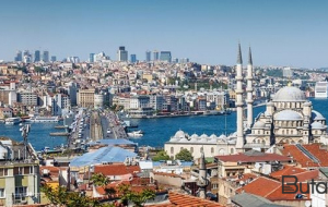 Türkiyə ruslar üçün yaşayış icazələrinin qiymətini artırdı