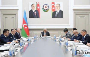 Samir Şərifov nazirlərlə mühüm iclas keçirdi