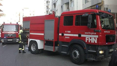  Sumqayıtda fərdi yaşayış evində yanğın başladı  