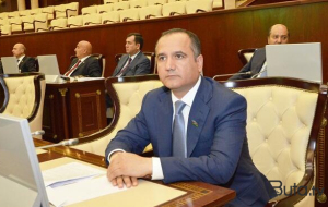 Azərbaycan dili milli dövlətçiliyimizin rəmzlərindən biridir