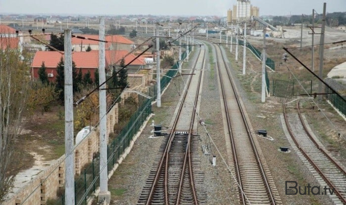  Dəmir yolunda təhlükəsizlik belə gücləndirilir - Foto  