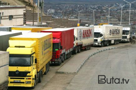  Azərbaycanlı sürücülərin gömrükdə saxlanılmasına rəsmi reaksiya  