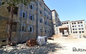 Bakıda 3 məktəb sökülüb yenidən tikilir - Foto