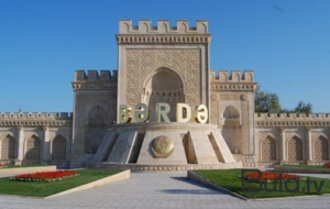 Əkin sahəsindən qadın meyiti tapıldı