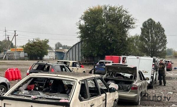  Zaporojyedə sərnişin avtobusu dronla vuruldu - Video  