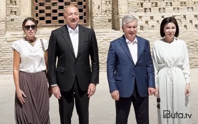  Prezidentlər xanımları ilə Buxaranı gəzdilər - Video - Yenilənib  