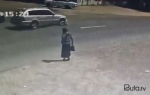 “Hörmətli sürücülər, bu lənətə gəlmiş vərdişdən uzaq durun!”