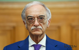 Polad Bülbüloğludan evlilik xəbərinə - Reaksiya