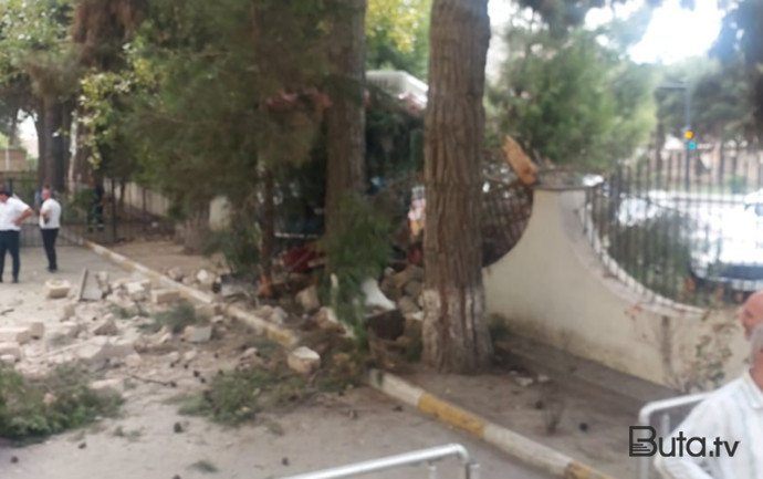  Bakıda marşrut avtobusu 3 maşını əzib hasara çırpıldı - Foto  