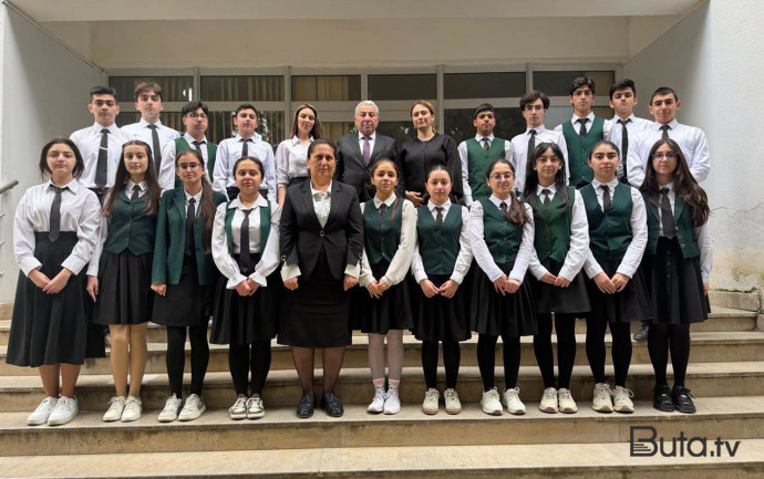  Gözü yüksəklərdə olan sinif... - 11a-nın 13-ü  