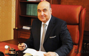 Çingiz Abdullayev Mehdiyevdən yazdı, “quş” buraxdı