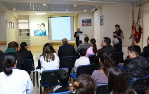 Əlilliyi olan şəxslərə qulluq edənlər üçün maarifləndirmə tədbirləri...