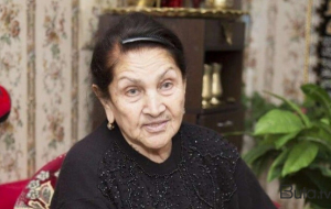 Vəfat etdiyi gün bacısı qızı Roza Cəlilovanın evini soydu