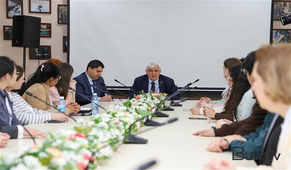  Bütün bu ağır sınaqlara baxmayaraq... - Kamal Abdulla  
