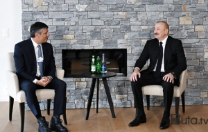 İlham Əliyev Davosda Andre Esteveslə görüşdü