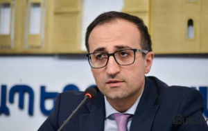 Qarabağı Azərbaycan adlandıran nazirə hücum