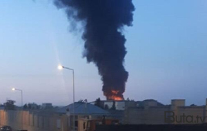 Bakıda açıq ərazidə yanğın başladı