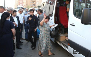 Şükürbəyli kəndinə növbəti köç karvanları yola salındı