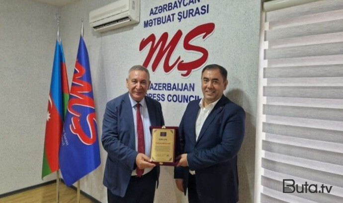  Məhəmmədəli Qəribli 50 illik yubileyi münasibəti ilə təltif edildi  