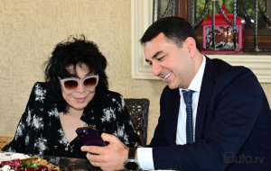 Nazir Flora Kərimovanın ad gününü evində təbrik etdi - Fotolar