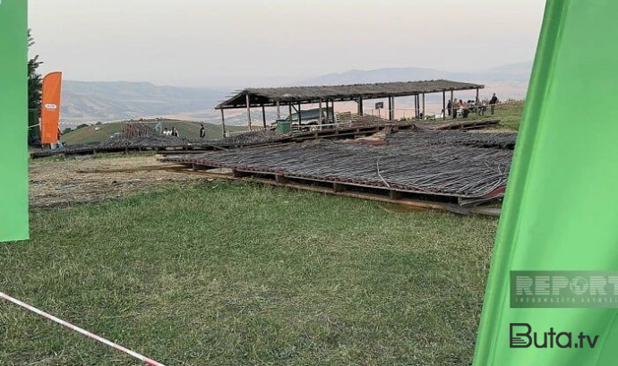  Yaylaq Festivalında çardaq niyə çöküb - Açıqlama  