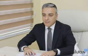 İşdən çıxarılan məmura yeni vəzifə verdi