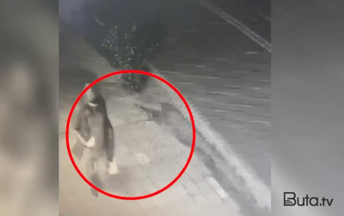  70 minlik qızıl oğurladığı evin sahibinin gödəkçəsini geyinib qaçdı - Video  