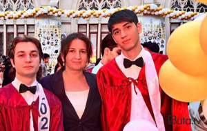 Polad Həşimov və Arəstə Baxışovanın övladları da məzun oldu - Foto