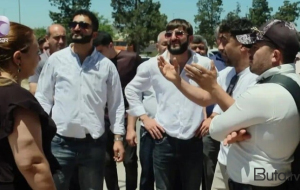 Aylardır maaş üzünə həsrət qalıblar - Video