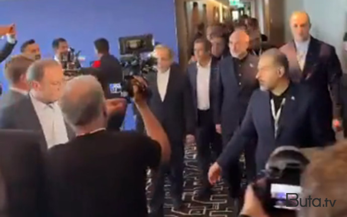  İran heyəti ABŞ nümayəndələri ilə şəkil çəkdirməkdən imtina etdi - Video  