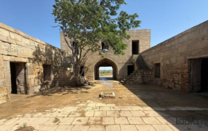 Ölkə əhəmiyyətli memarlıq abidəsinə ziyan vuruldu – Foto