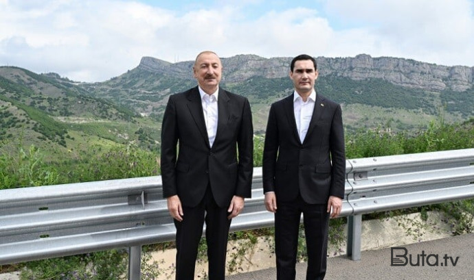  Prezidentlər Daşaltı kəndinin fonunda şəkil çəkdirdi - Foto  