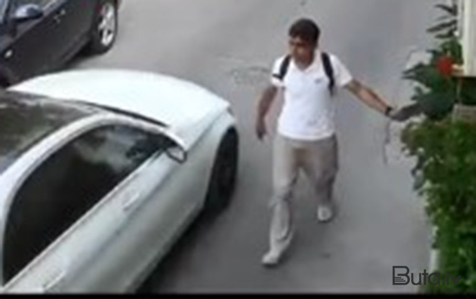  Telefonunu maşına çırpıb pul tələb edirdi, həbs edildi - Yenilənib+Video  