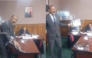 Məmura mükafat verən "jurnalist" həbs olundu
