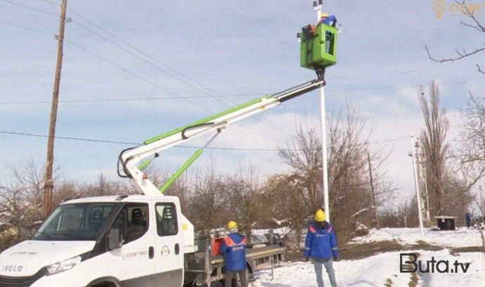 “Azərişıq” Ağcabədinin kəndlərinin elektrik şəbəkəsini yeniləyir  