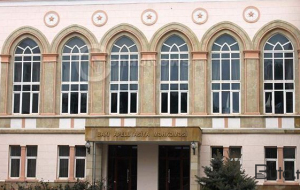 Rektorun qızına qarşı dələduzluq edən şəxs azadlığa buraxıldı