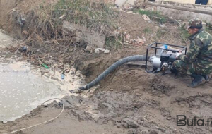 Xətaidə kanalizasiya kollektoru çökdü, evləri su basdı