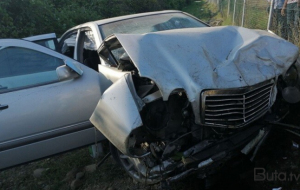 “Mersedes”lə “Opel” toqquşdu: Ölən var - Foto