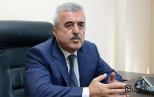 Etibar Məmmədovun villasından oğurluq edib, kefə xərclədi