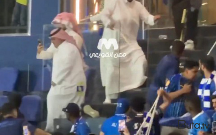  Ronaldonun komandası çempionluğu son saniyədə əldən verdi, tribunada dava düşdü - Video  