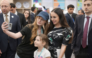 Leyla və Arzu Əliyevalar “Urban Expo” sərgisində - Fotolar
