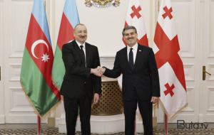 Əliyev Kavelaşvilini təbrik etdi