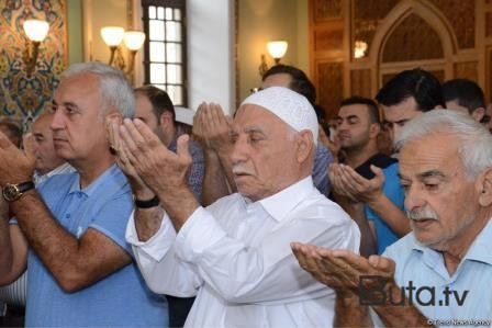  Azərbaycanda bayram namazı qılındı  