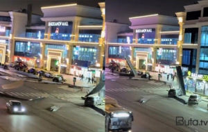 Güclü külək “Bakıxanov Moll”un dam örtüyünü uçurdu - Video