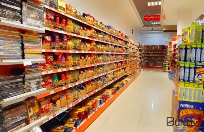  Marketdə saqqızdan boğulan qız belə xilas edildi - Video  