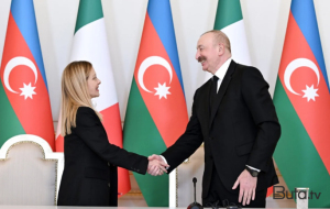 Prezident Melonini təbrik etdi