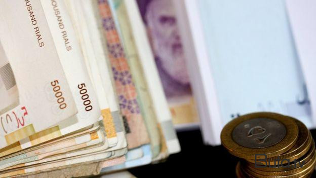  İranda dollar kəskin bahalaşdı  