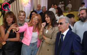 İlham Rəhimov nəvəsi Kəmalənin sərgisində - Video - Fotolar