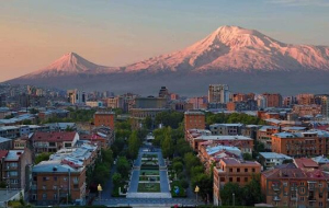 İran Ermənistana birgə azad iqtisadi zona təklif etdi