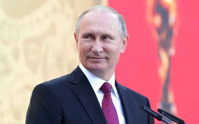 Nəvələrim Çin dilində danışırlar - Putin